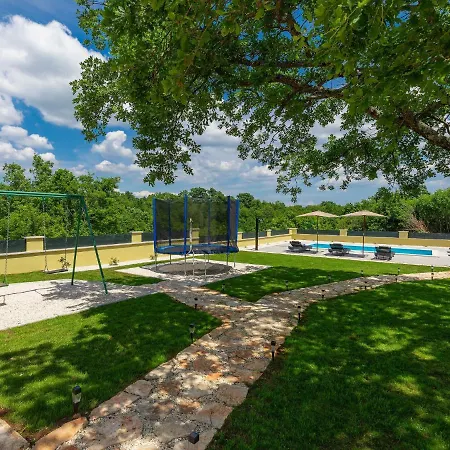 Aniva By Interhome Ferienhaus Žminj