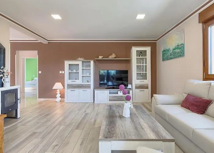 Vikendica Aniva By Interhome *