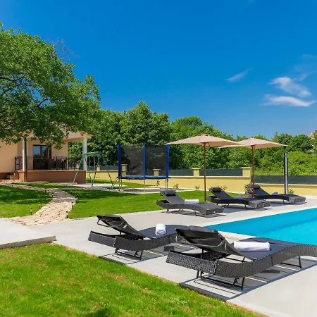 Aniva By Interhome *