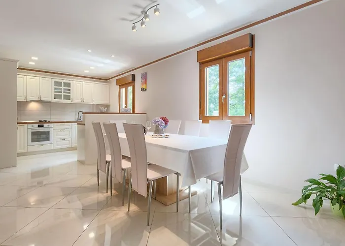 펜션 Aniva By Interhome *
